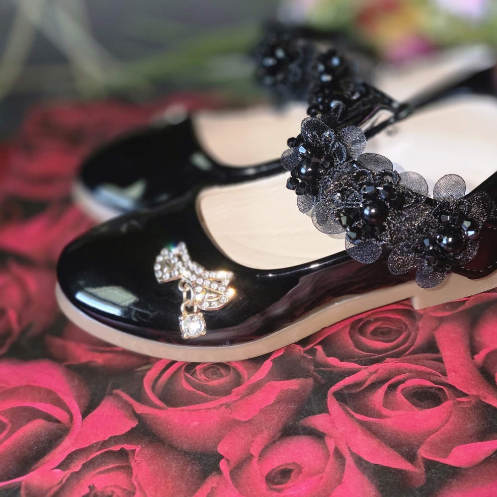 Girls Black Patent Dress Shoes with Decorative Bow